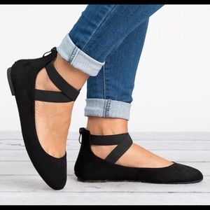 NWT Ballet Flats in Black